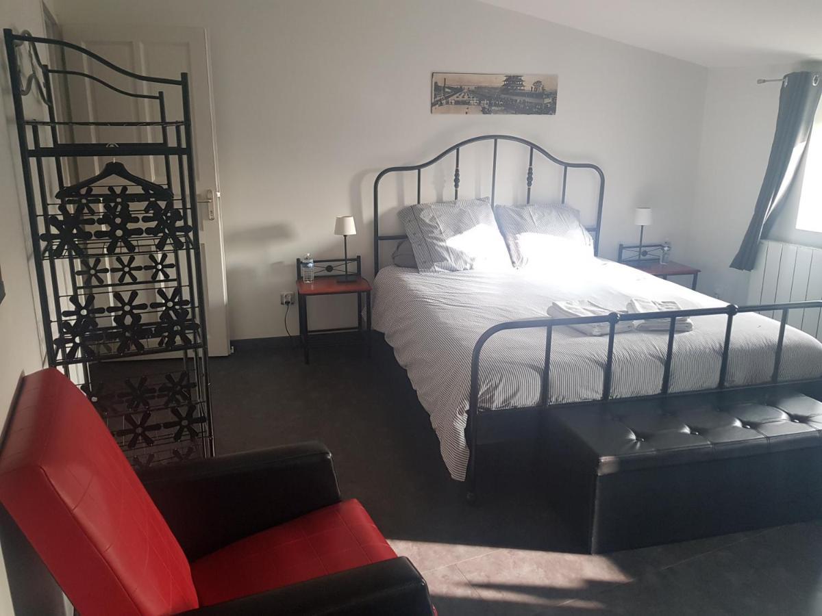 Bed and Breakfast La Maison Jules Goux Мирманд Экстерьер фото